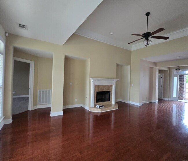 Building Photo - 8918 Autumnbrooke Way