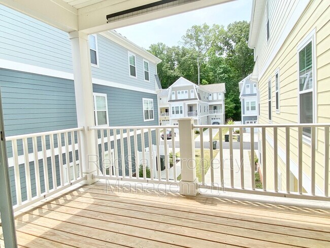 Building Photo - 123 Mizzen Quarter Loop