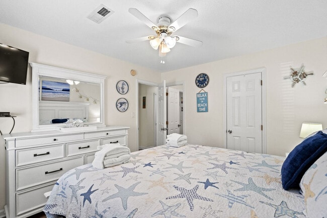 Building Photo - 1890E Auburn Ln