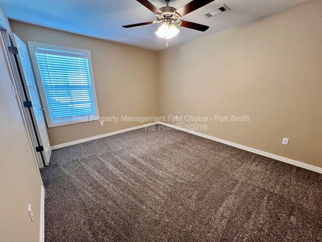 Building Photo - 6709 MARIBETTE RD