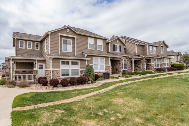 Building Photo - Comfortable Monument Townhome with 2-Car Garage & Easy I-25 Access!!