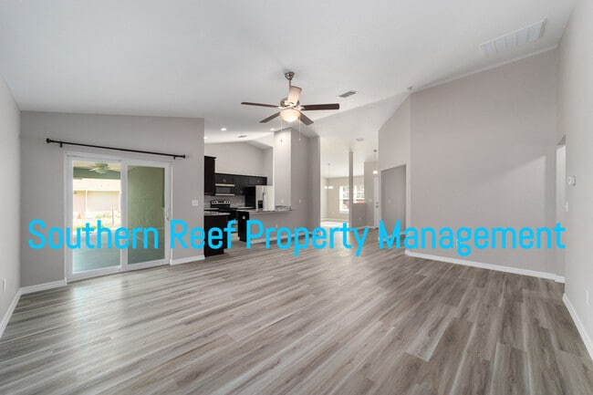 Building Photo - 6589 SW 144th Street Rd