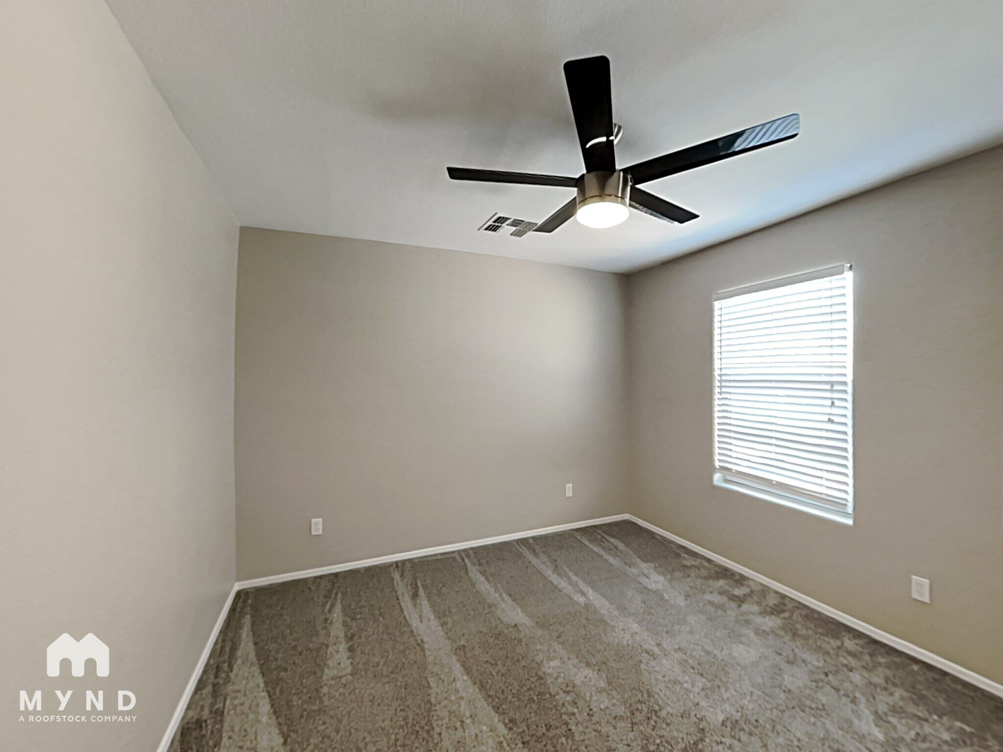 Building Photo - 4643 E Rousay Dr