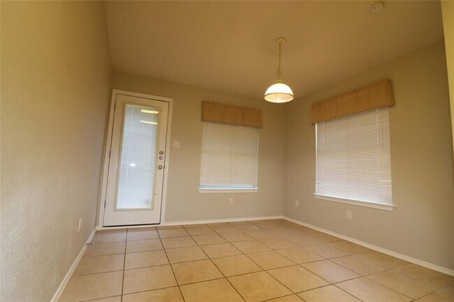 Building Photo - 2820 Single Trace Ct