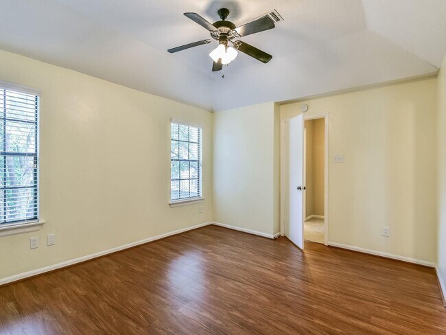 Building Photo - 14819 Cobre Valley Dr