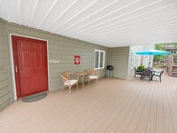 Building Photo - 9766 S Harbour Pointe Dr