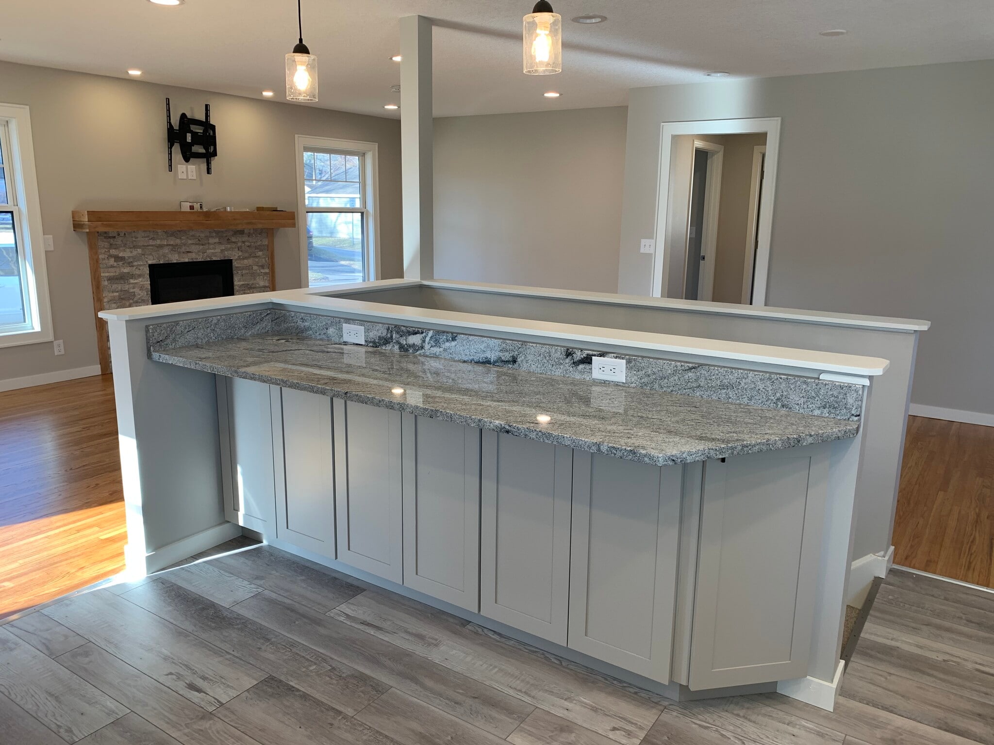 Island / Buffet - 3100 W 55th St