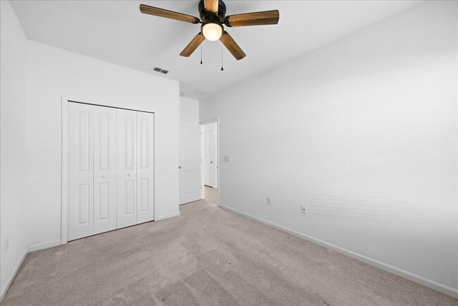 Building Photo - 100 Lake Sinclair St