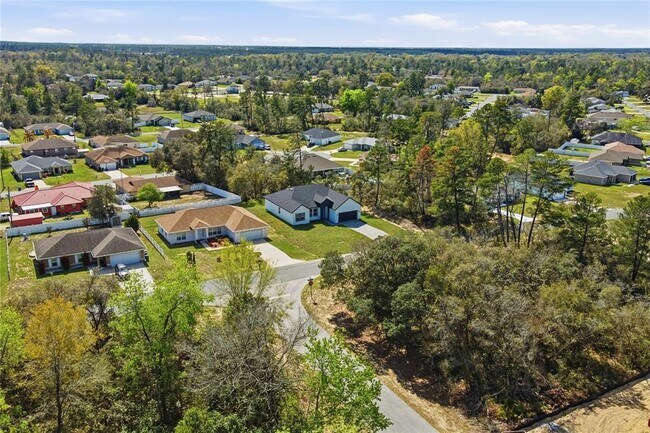 Building Photo - 2600 SW 146th Pl Rd