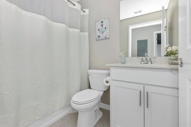 Building Photo - 12550 Galapagos Ct