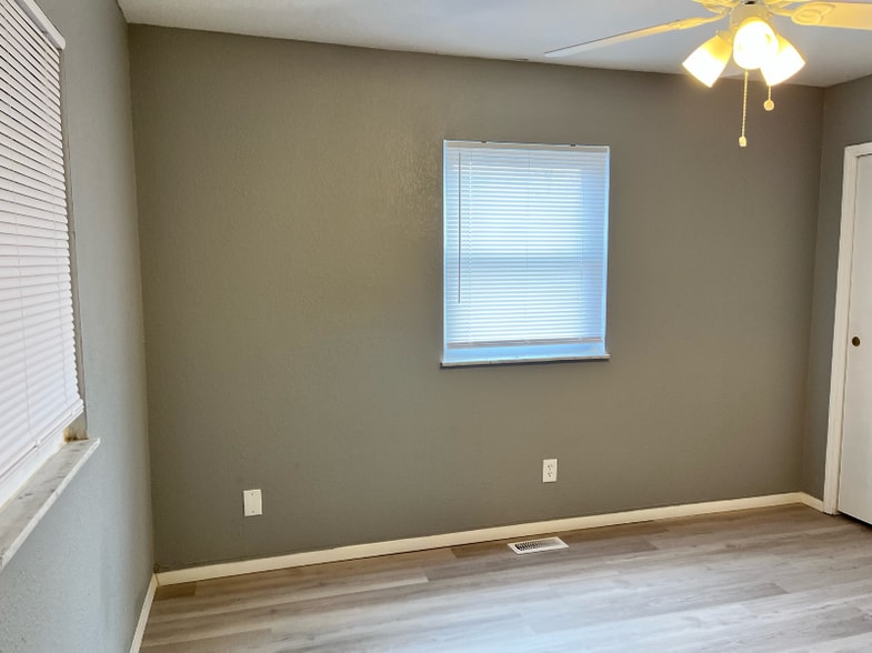 Building Photo - 3531 Otterbein Ave