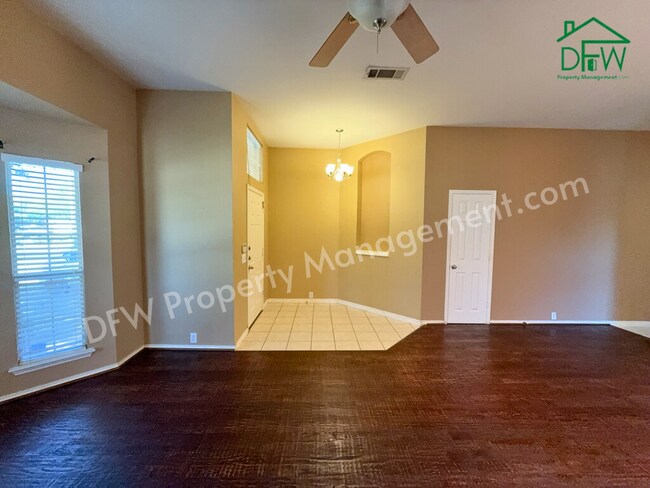 Building Photo - 3024 Peppercorn Dr