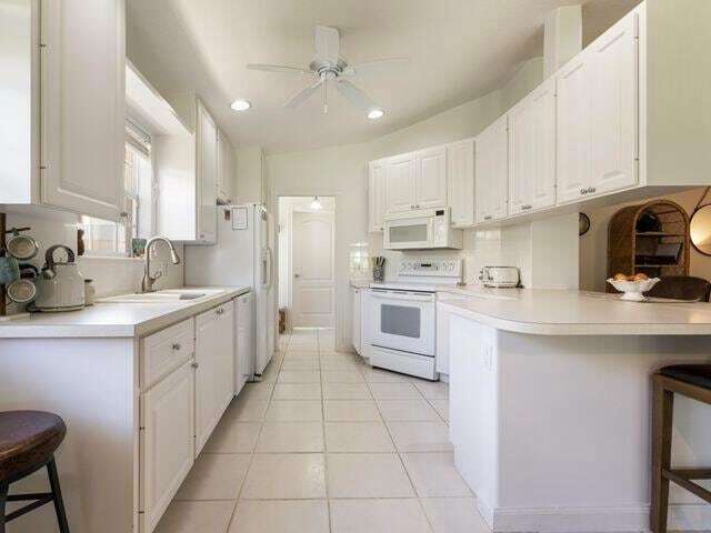 Building Photo - 8363 Cozumel Ln