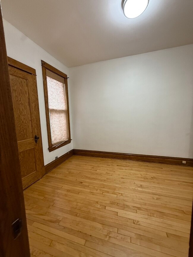 Building Photo - 2306 S Marshall Blvd