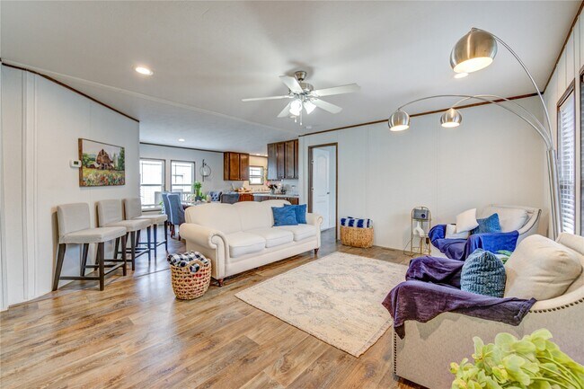 Building Photo - 17338 FM 1097