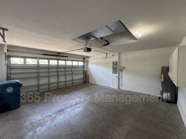 Building Photo - 13408 Teaberry Ln