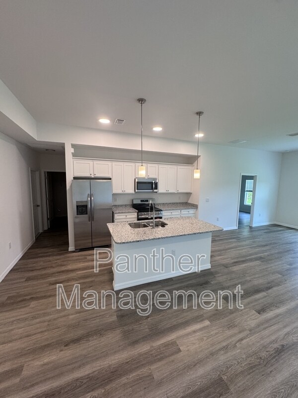 Building Photo - 966 Hood Ave NW
