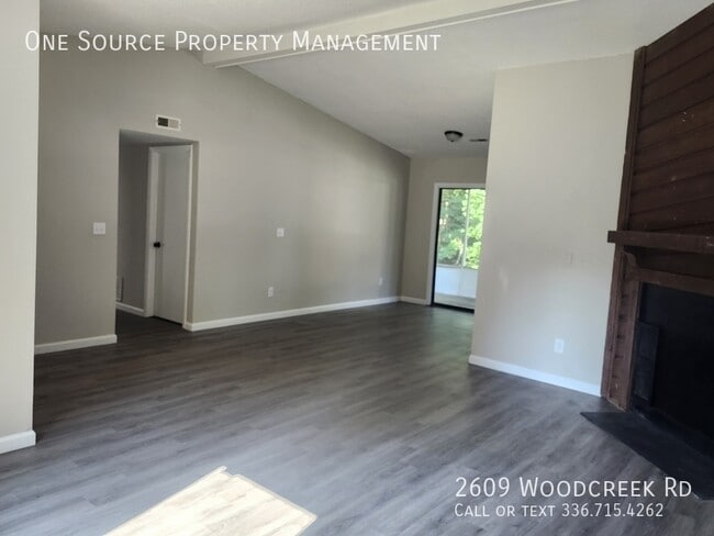 Building Photo - 2609 Woodcreek Rd