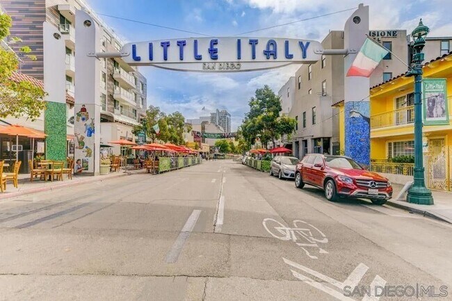 Building Photo - 1750 Kettner Blvd
