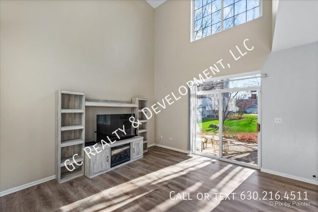 Building Photo - 2864 Rutland Cir