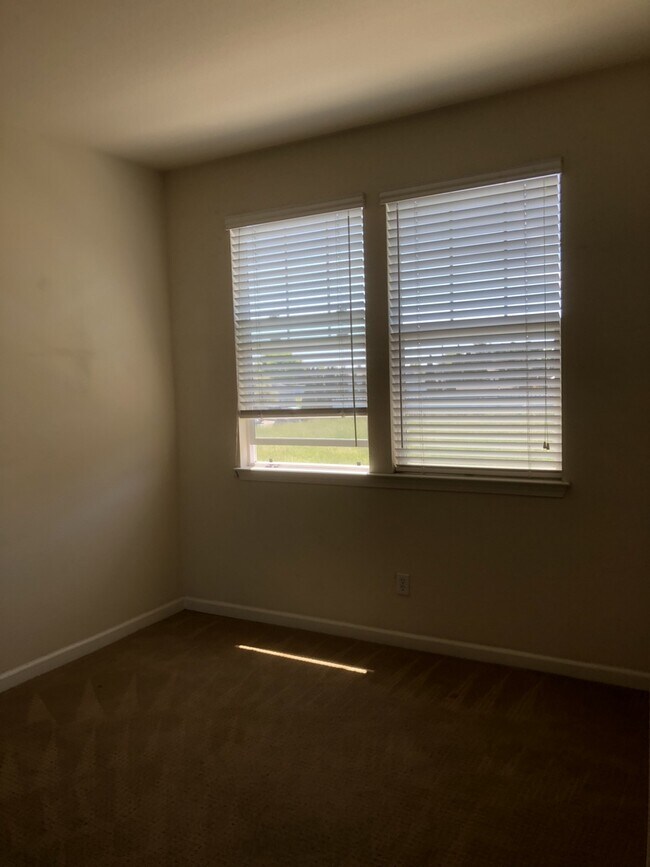 Building Photo - 6939 Santero Way