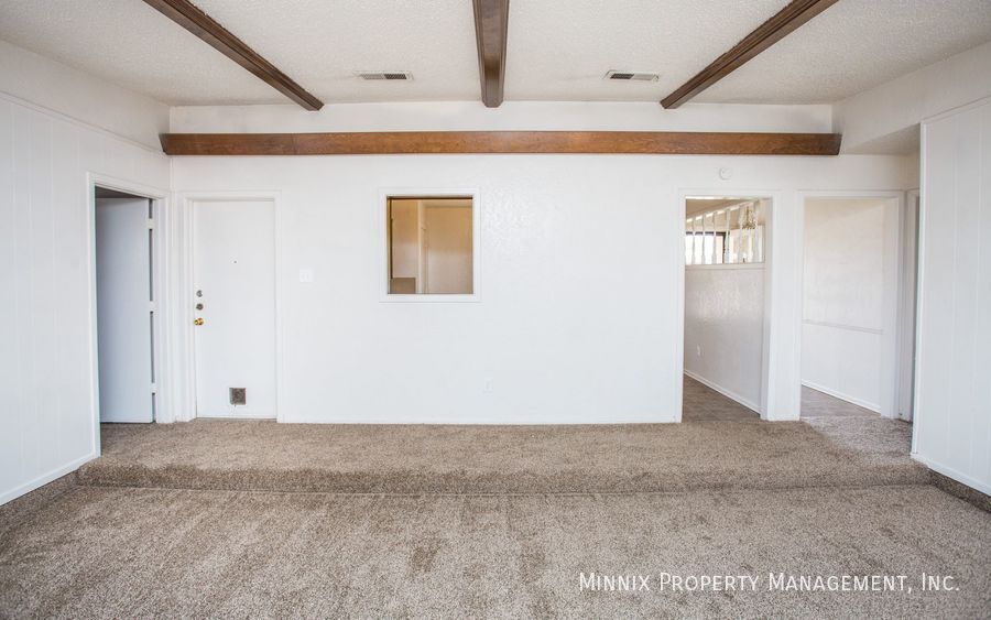 Building Photo - 2325 81st St