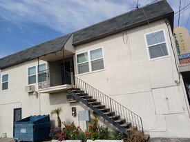 Building Photo - 15731 Bellflower Blvd