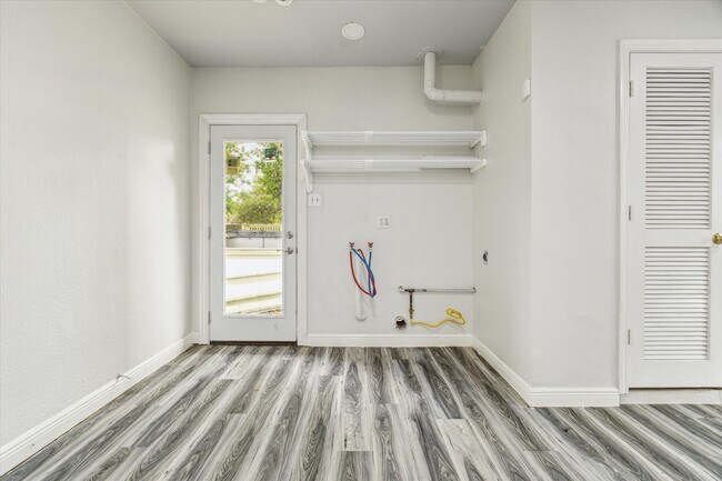Building Photo - 5329 Judalon Ln