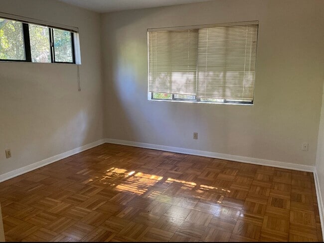 Building Photo - 3 Bed/ 3 bath Home in Duckpond