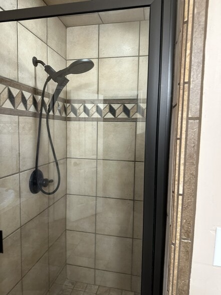 Building Photo - 7470 Sierra Linda Ct