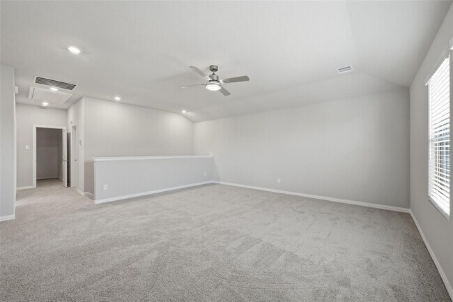 Building Photo - 206 Fieldstone Dr