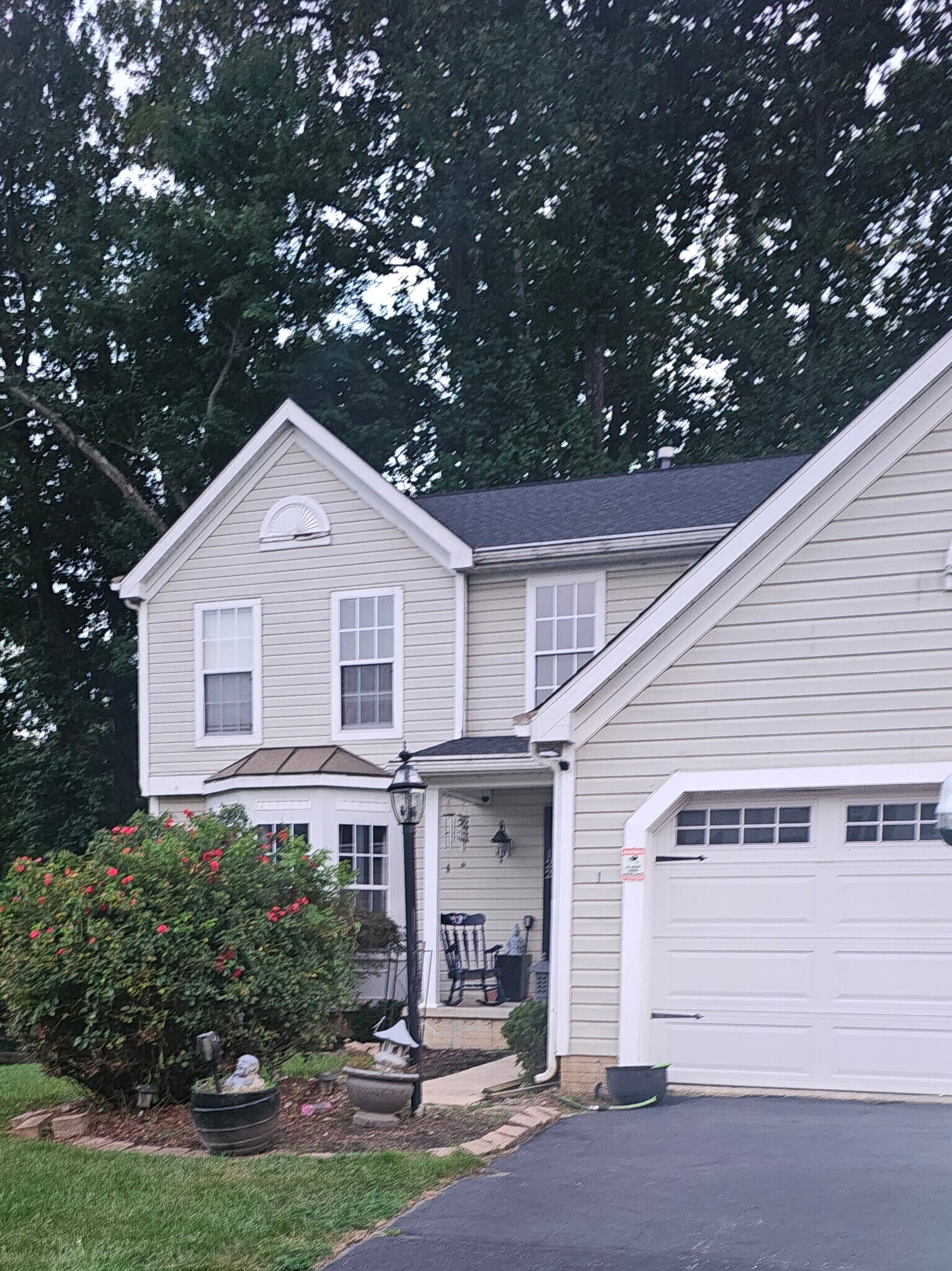 Building Photo - 122 Berry Dr