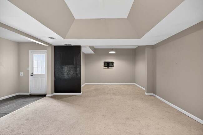 Building Photo - Great home in highly desired Brookstone Subdivision with Cobb County Schools.