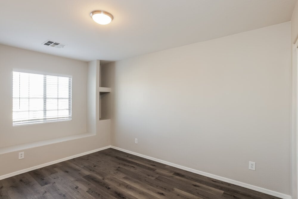 Building Photo - 16761 W Maricopa St