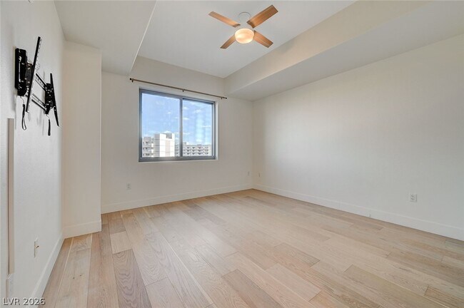 Building Photo - 8255 S Las Vegas Blvd