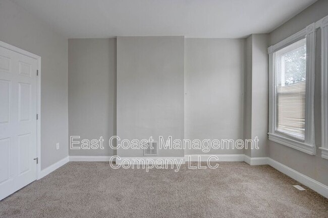 Building Photo - 237 N Luzerne Ave