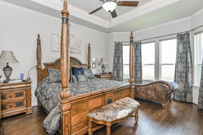 Building Photo - 6110 Meadow Bluff Ct