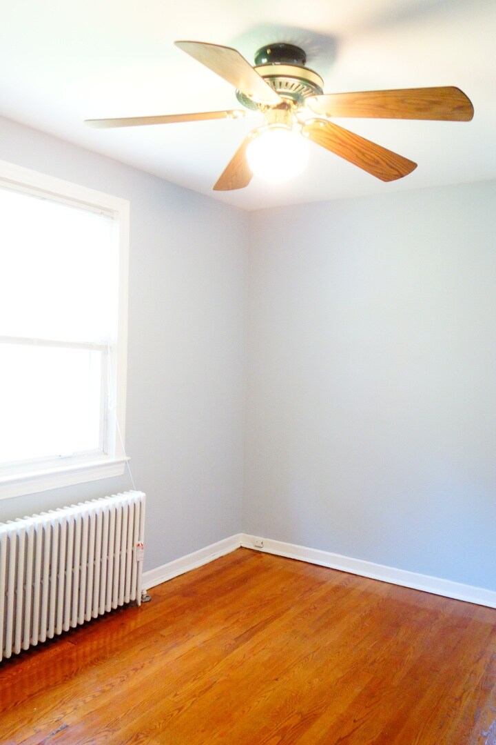 Building Photo - 8400 Greenwood Ave