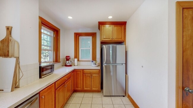 Building Photo - 52 Rockledge Rd