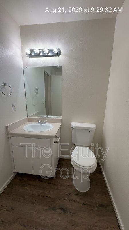 Building Photo - 3739 W Myrtle Ct