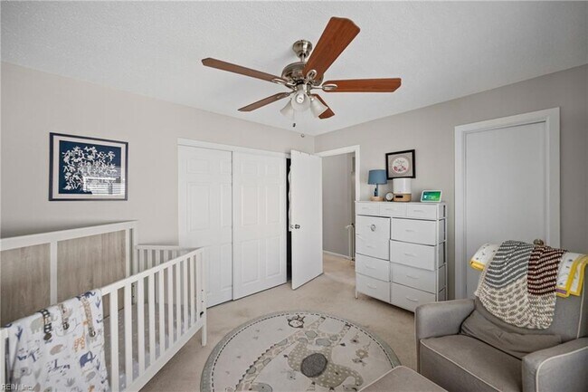 Building Photo - 2304 Bergen Ct