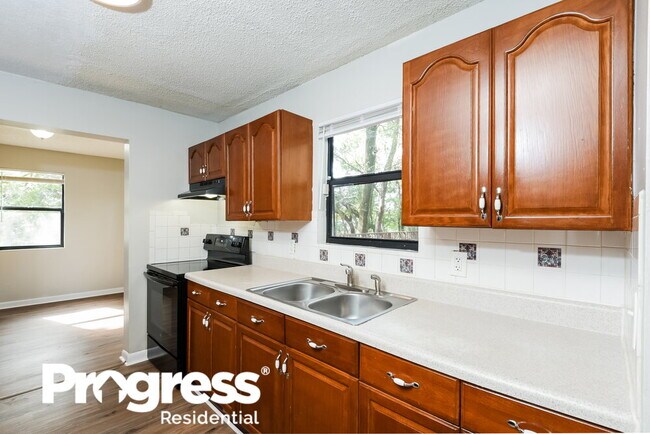 Building Photo - 4314 Pine Hills Cir