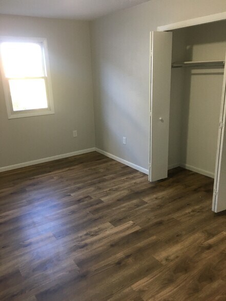 Building Photo - 788 Hazelwood Ave