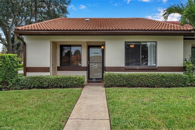 Primary Photo - 2 br, 2 bath House - 7360 R Ulmerton Road