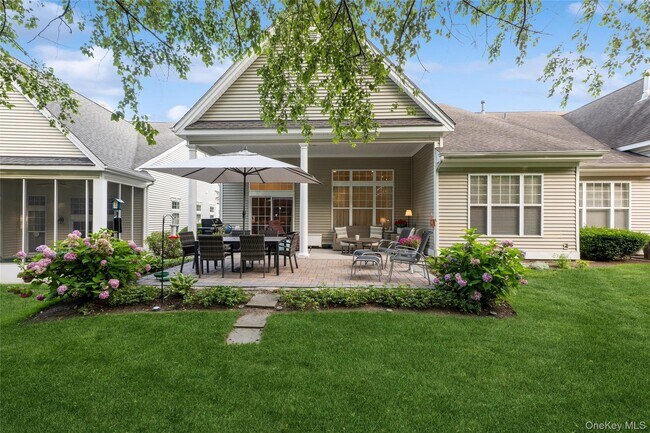 Building Photo - 228 Sonata Ct