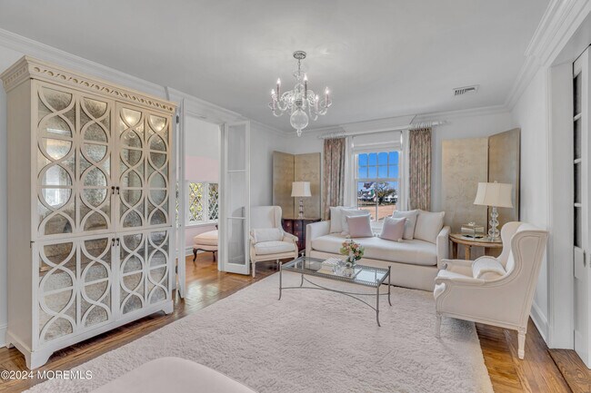 Building Photo - 207 Monmouth Ave