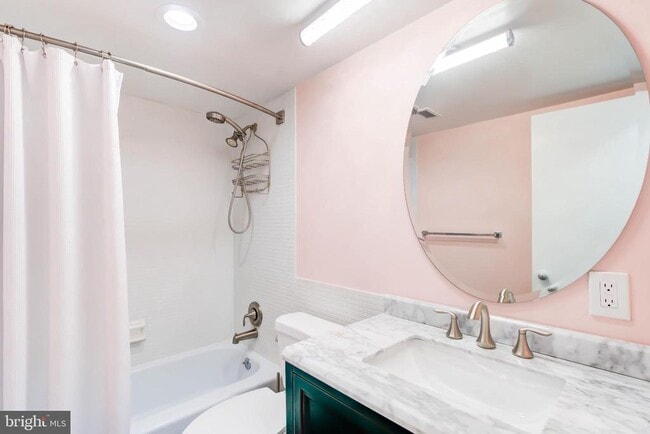 Building Photo - 490 M St SW