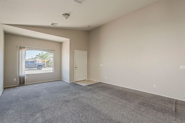 Building Photo - Home for rent