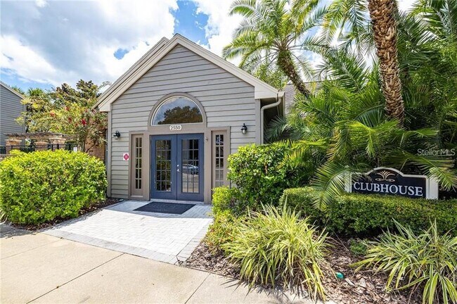 Building Photo - 2500 Winding Creek Blvd