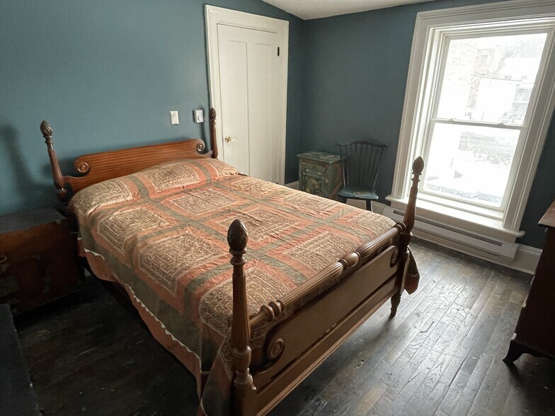 Building Photo - 49 1st St